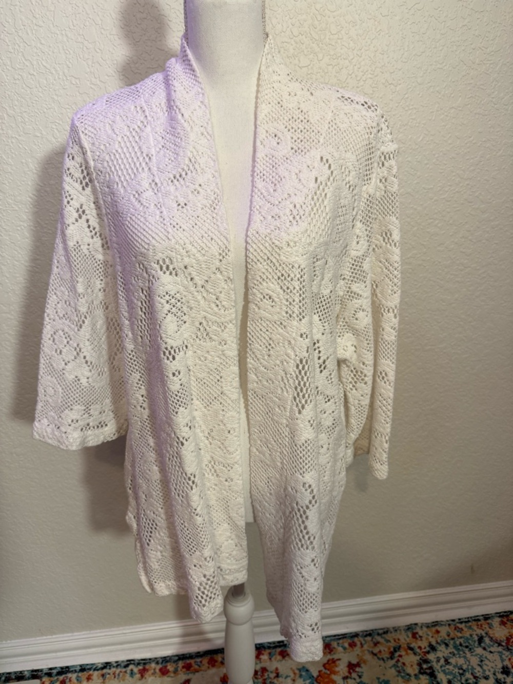 Draper’s & Damon’s Cream Crochet Open Cardigan Kimono